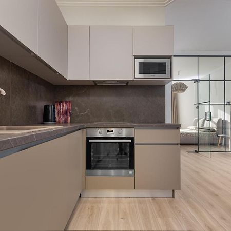 Sea Symphony Luxury 3-Bedrooms Apartment Одесса Экстерьер фото