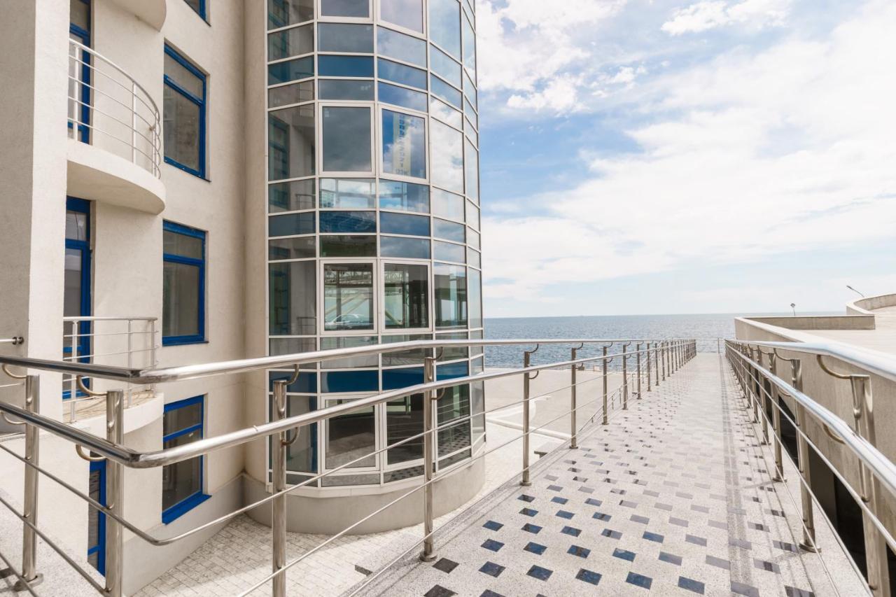 Sea Symphony Luxury 3-Bedrooms Apartment Одесса Экстерьер фото